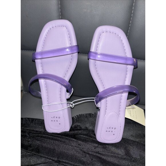 Women's Sz 6 Slip On Sandals Purple Slides Lavender A New Day Block 1” Heel NWT - Picture 3 of 7
